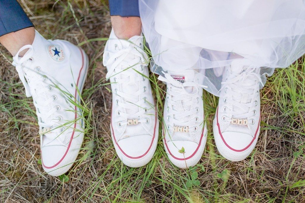 Getting married in sneakers the new trend Les Moments M