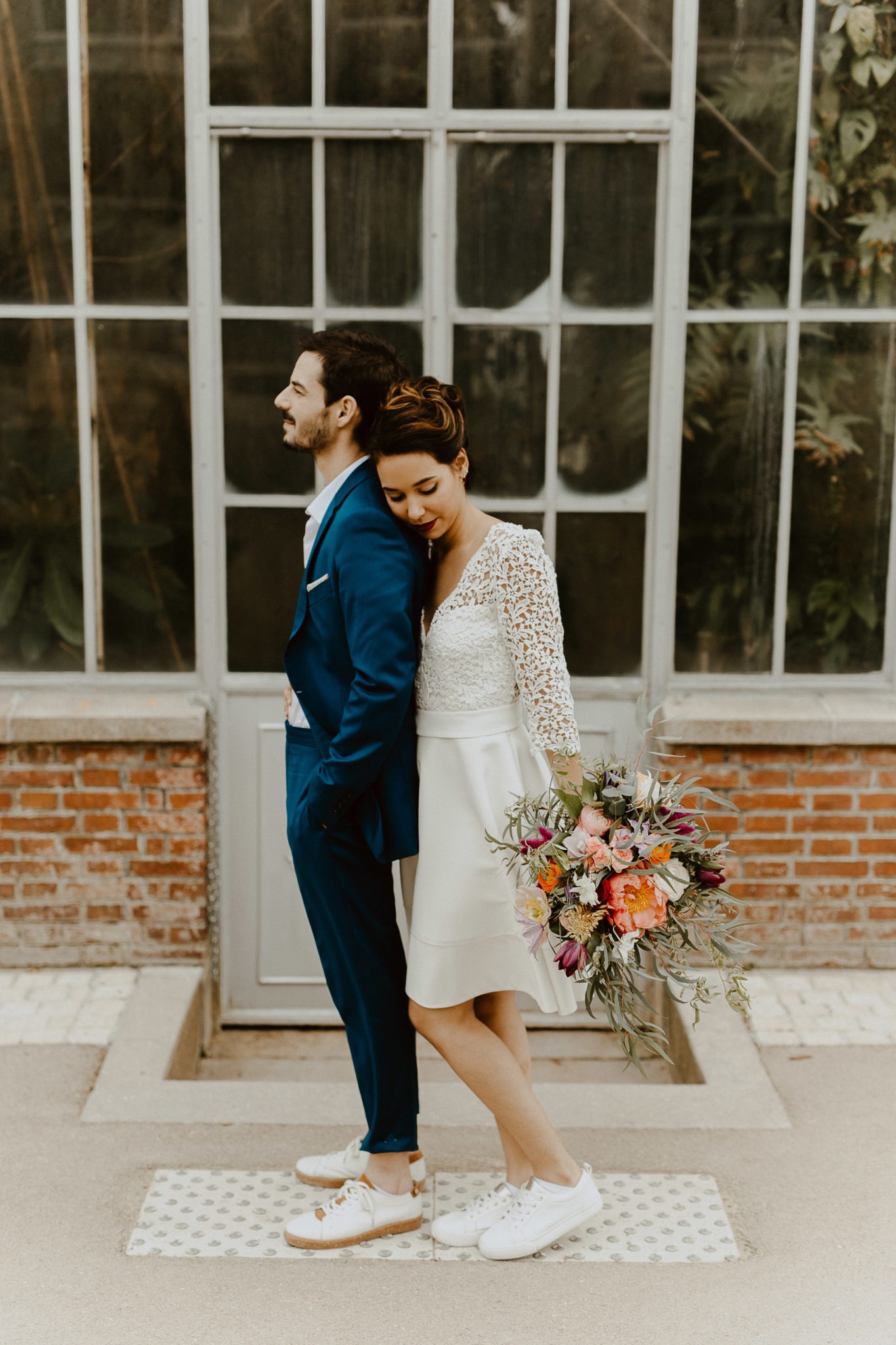 Getting married in sneakers the new trend Les Moments M