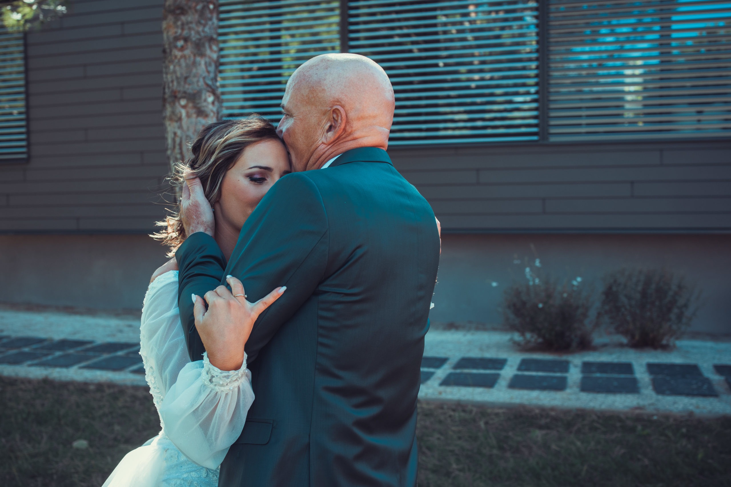 photos de mariage père fille - les moments m - wedding planner lyon